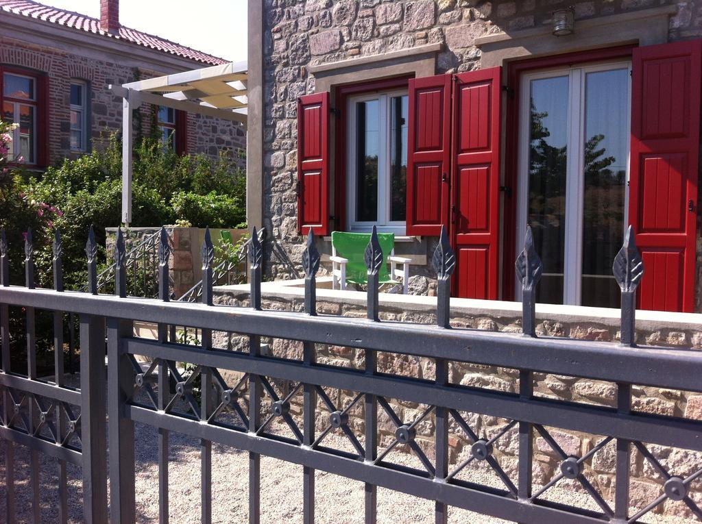 Heliades Maisonettes ميثيمْنا الغرفة الصورة